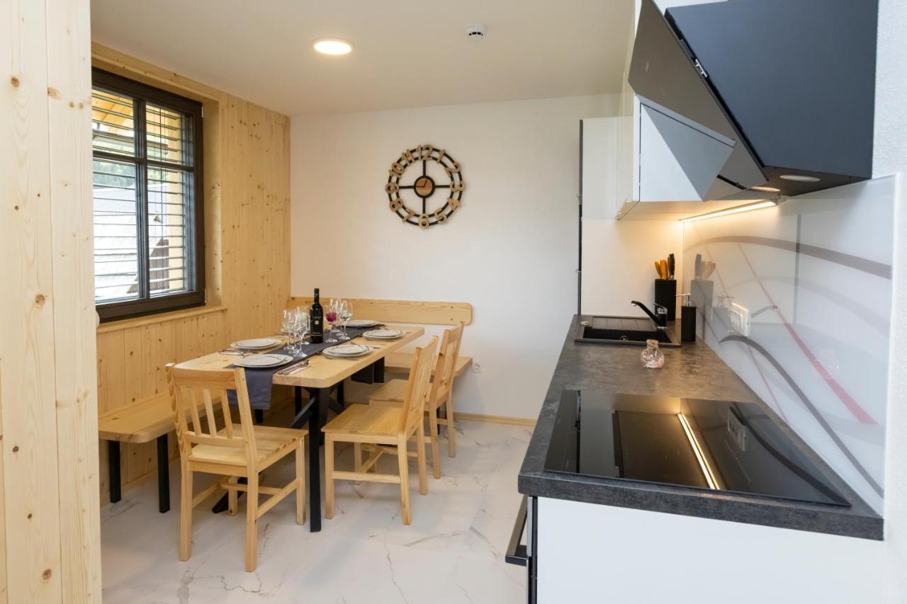 Pr 'Agotnik Apartments & Rooms Бохин Екстериор снимка